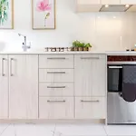 1 Bedroom Gem With Hagley Park At Your Doorstep