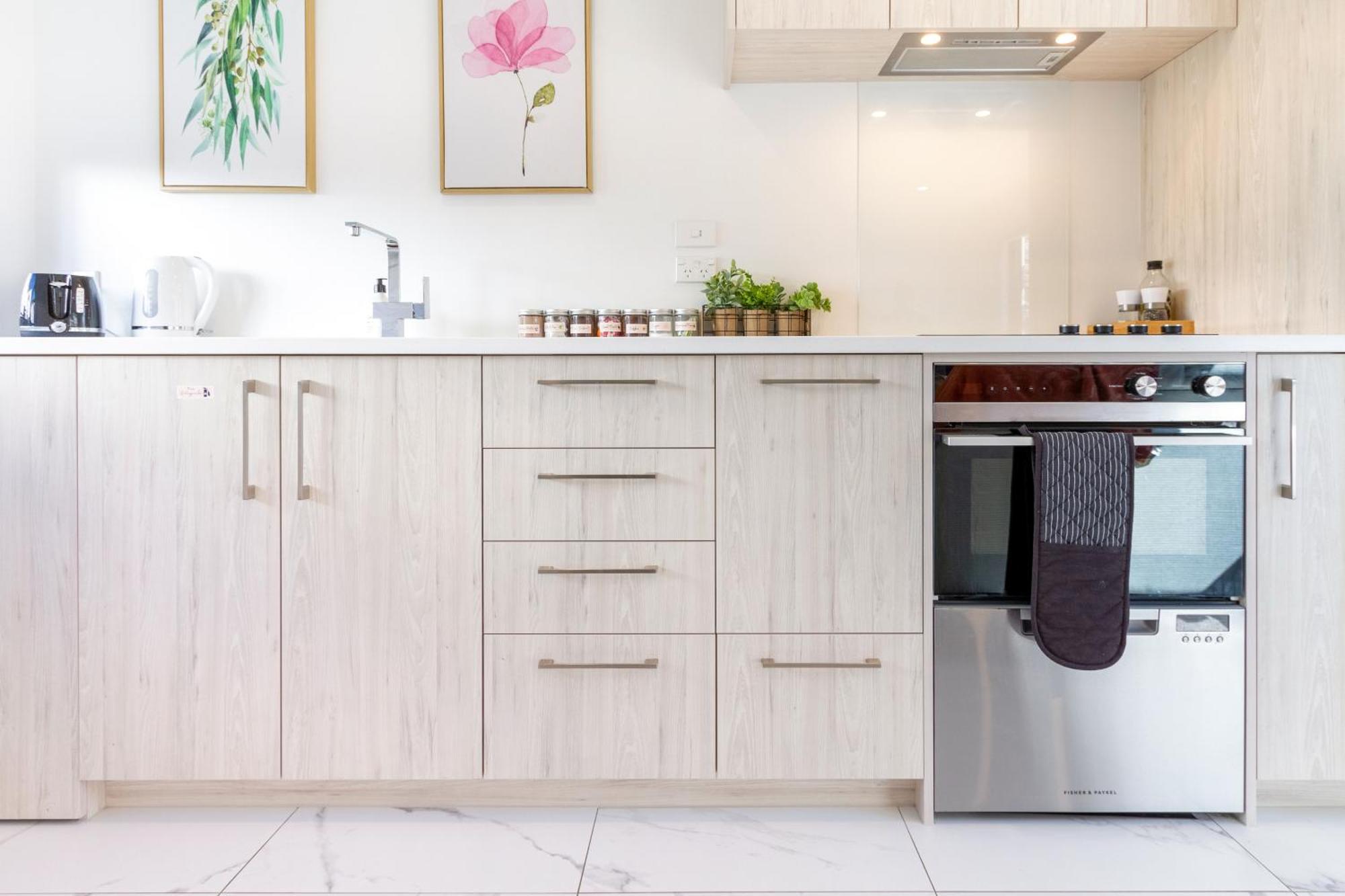 1 Bedroom Gem With Hagley Park At Your Doorstep * Christchurch